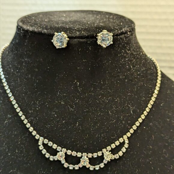 Costume Jewelry Set Clear Sparkling Rhinestone Crystal Choker Necklace Earrings - Picture 2 of 7